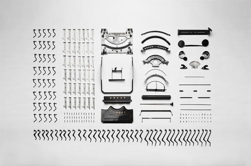 Typewriter-taken-apart